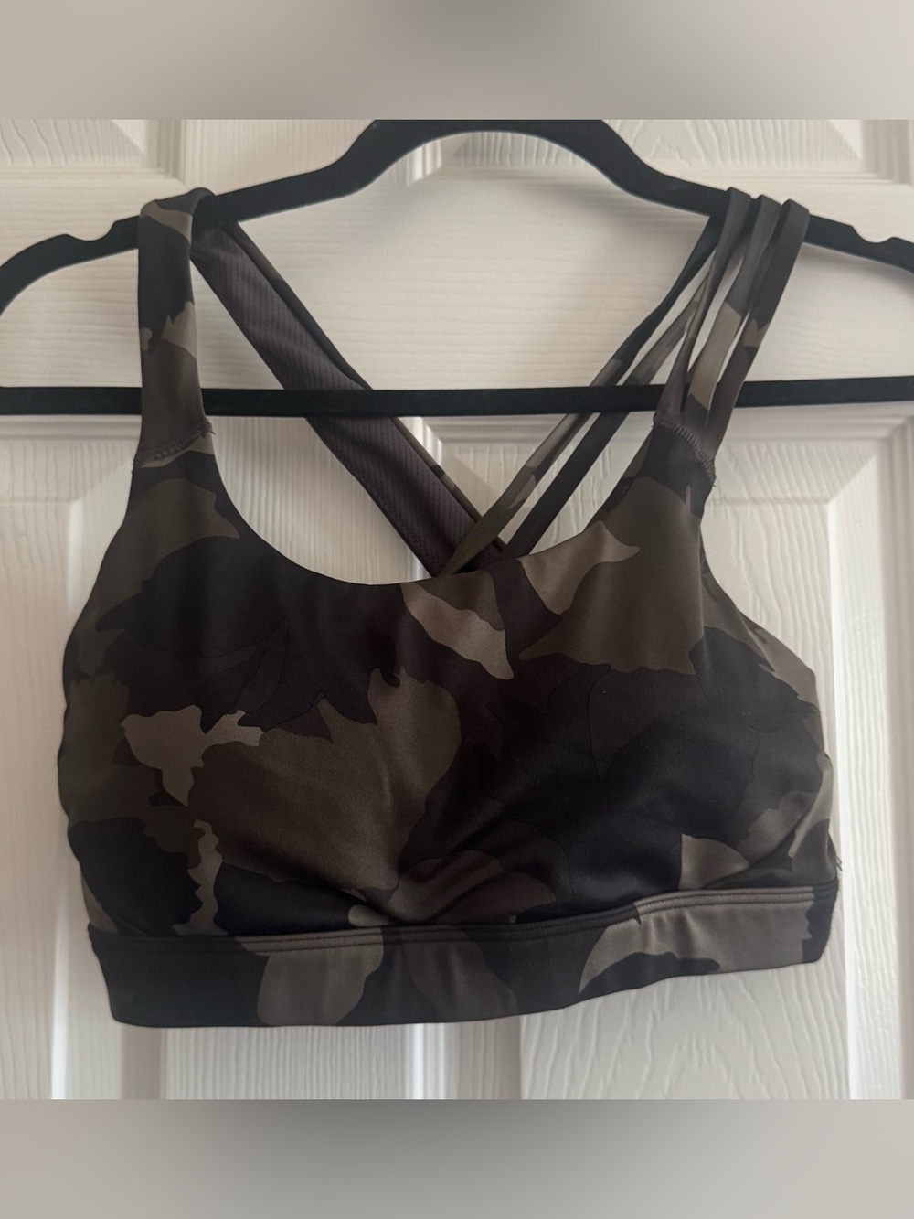 Athleta- Camouflage Strappy Sports Bra - Olive/Black